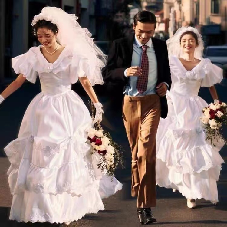 Retro Studio Theme Wedding Dre – Photography Lighting Style recenzja i cena